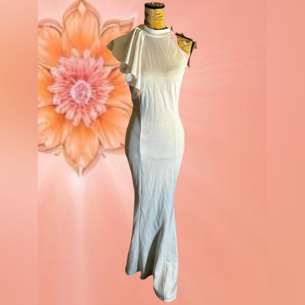 Elegant One-Shoulder White Maxi Dress
